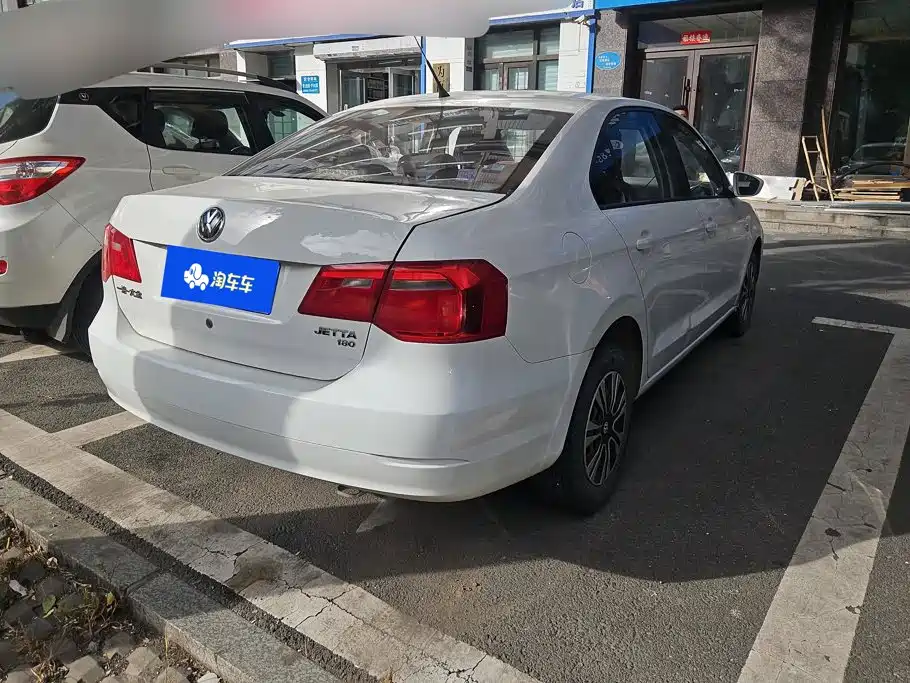 Volkswagen Jetta — миниатюра 3