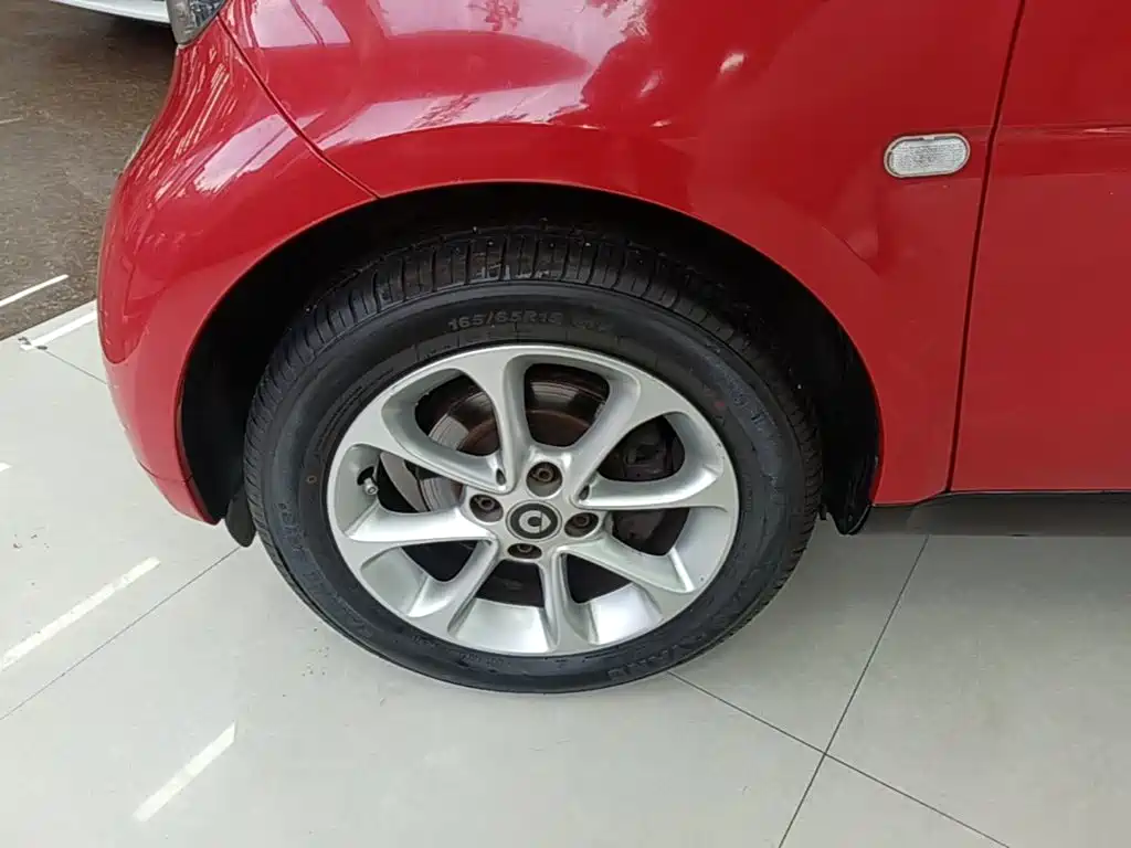 smart Smart Fortwo — миниатюра 23