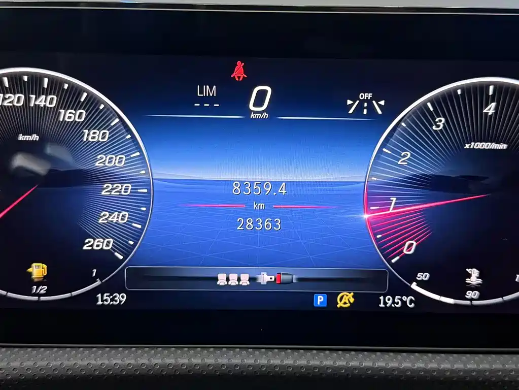 Mercedes-Benz A-Class — миниатюра 12