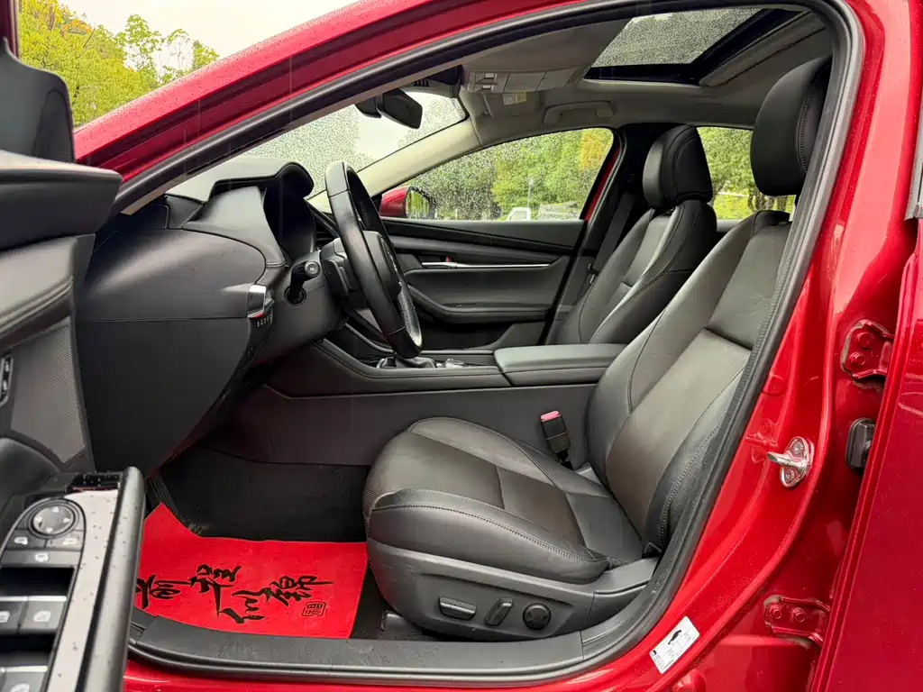 Mazda 3 Axela — миниатюра 11