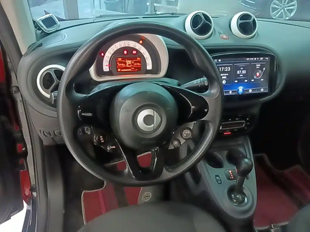 smart Smart Fortwo — миниатюра 11