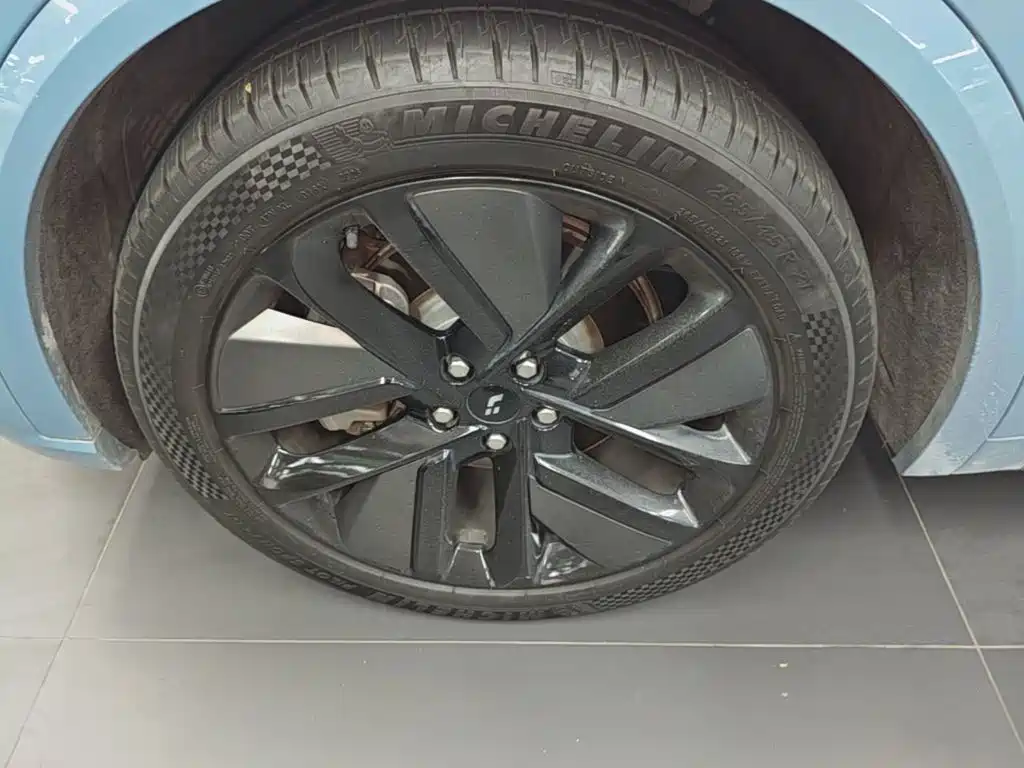 Li Auto Li L9 — миниатюра 23