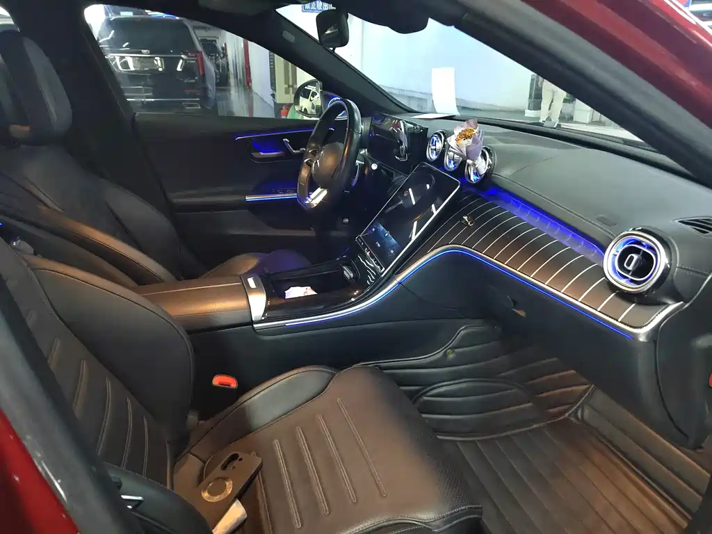 Mercedes-Benz C-Class — миниатюра 15