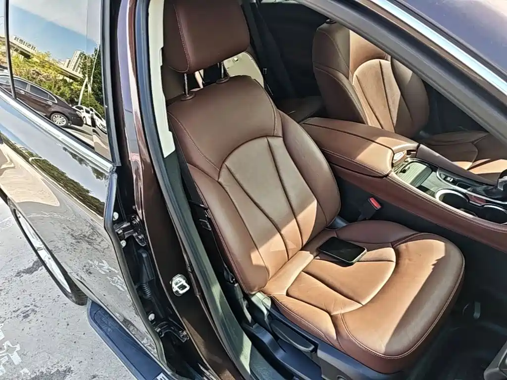 Buick Envision Plus — миниатюра 25