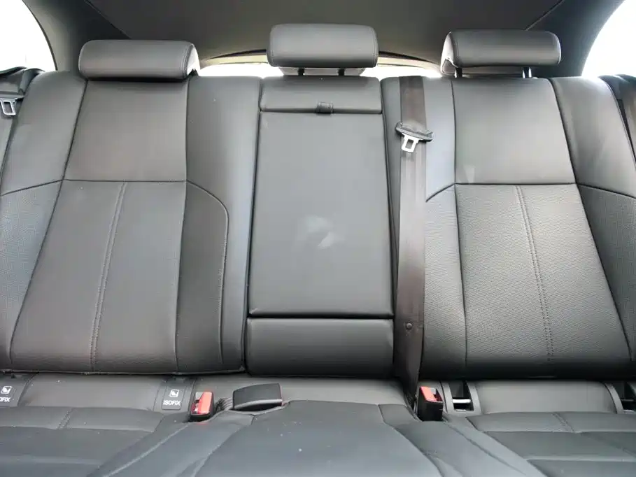 Land Rover Velar — миниатюра 14
