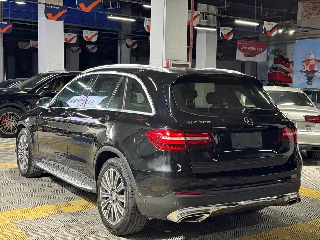 Mercedes-Benz GLC — миниатюра 6