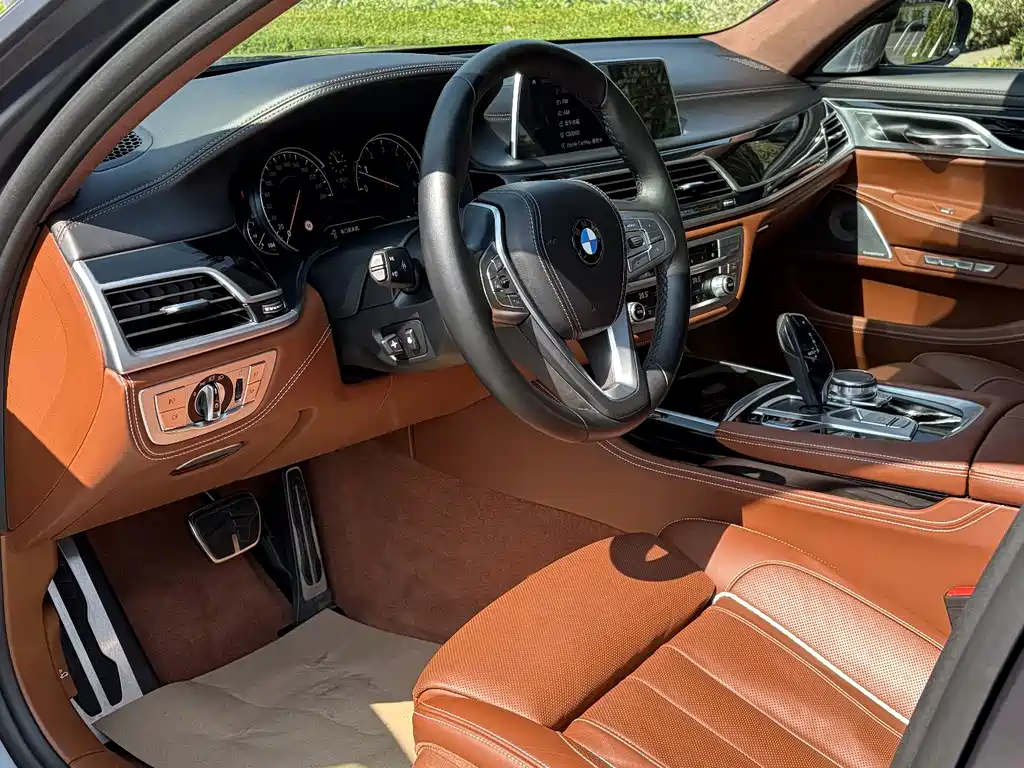 BMW 7 Series 7 2018 740Li xDrive Premium M Sport