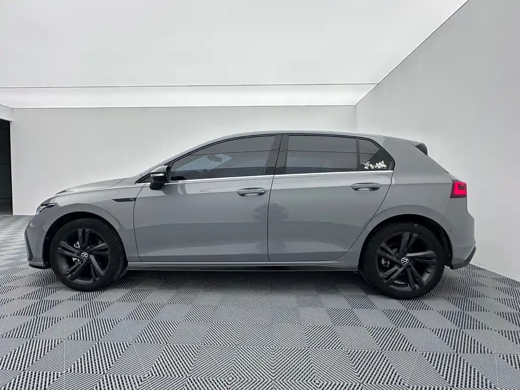 Volkswagen Golf — миниатюра 8