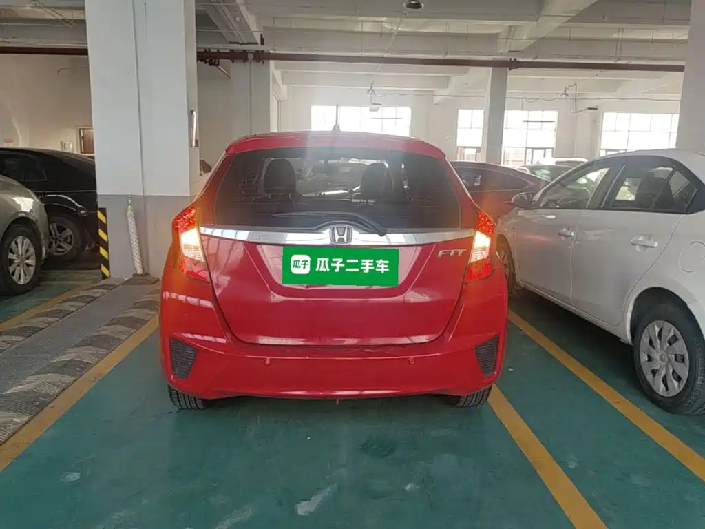 Honda Fit — миниатюра 6