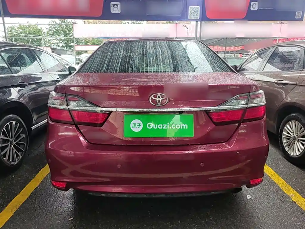 Toyota Camry — миниатюра 6
