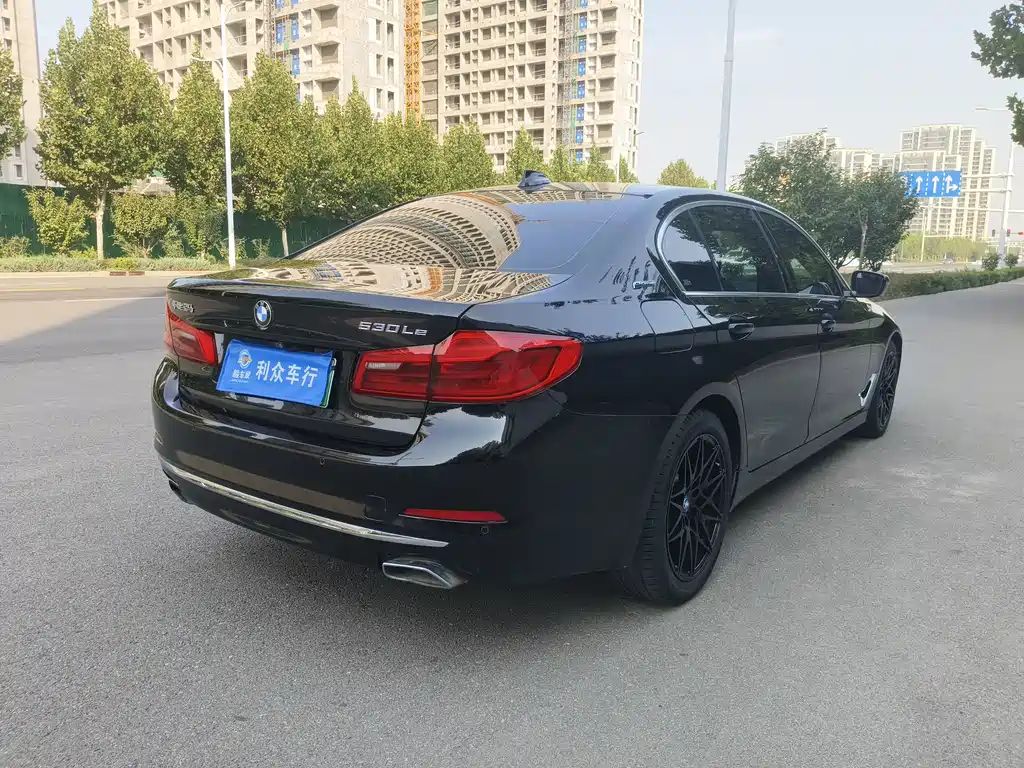 BMW 5 Series New Energy — миниатюра 15