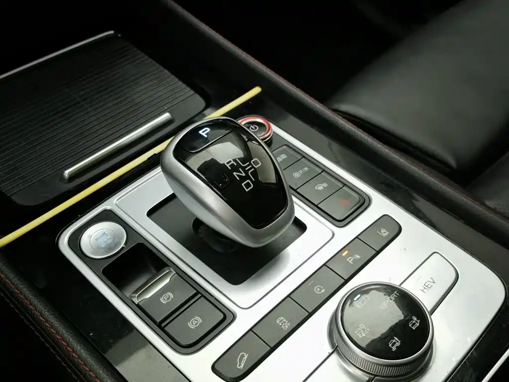 BYD Tang New Energy — миниатюра 13