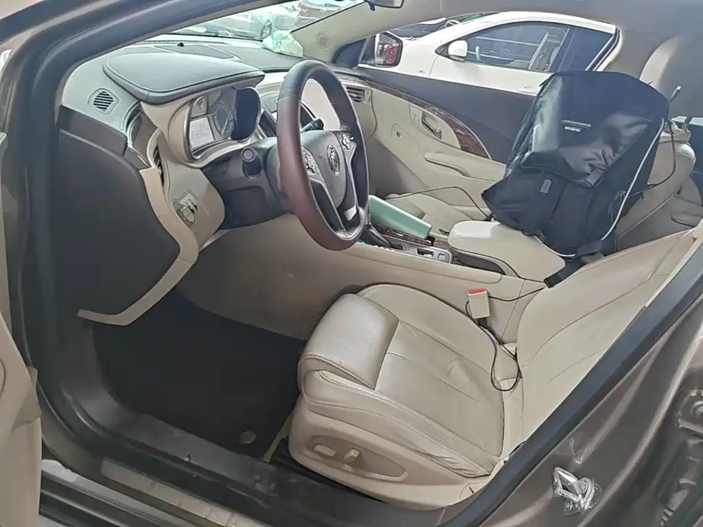 Buick LaCrosse — миниатюра 15