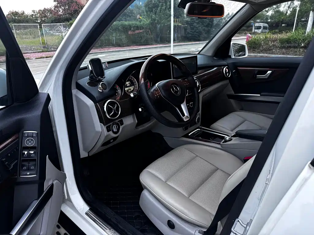 Mercedes-Benz GLK-Class — миниатюра 8
