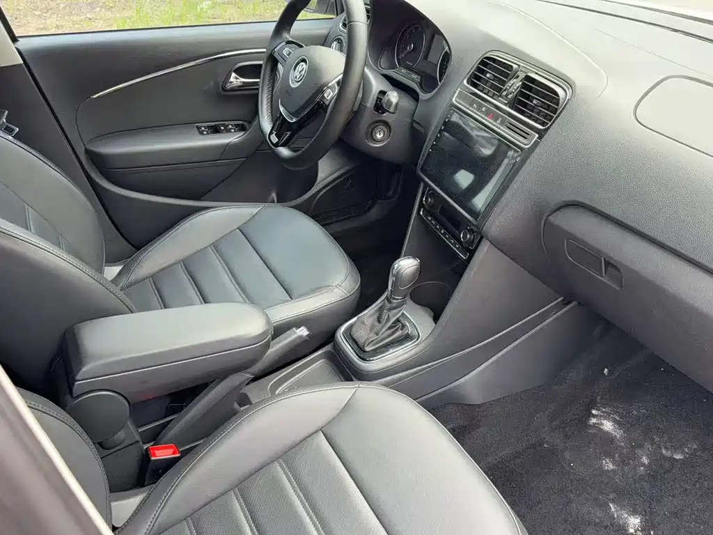 Volkswagen Polo — миниатюра 5