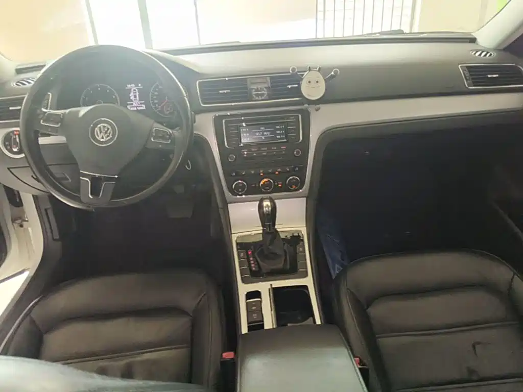 Volkswagen Passat — миниатюра 9