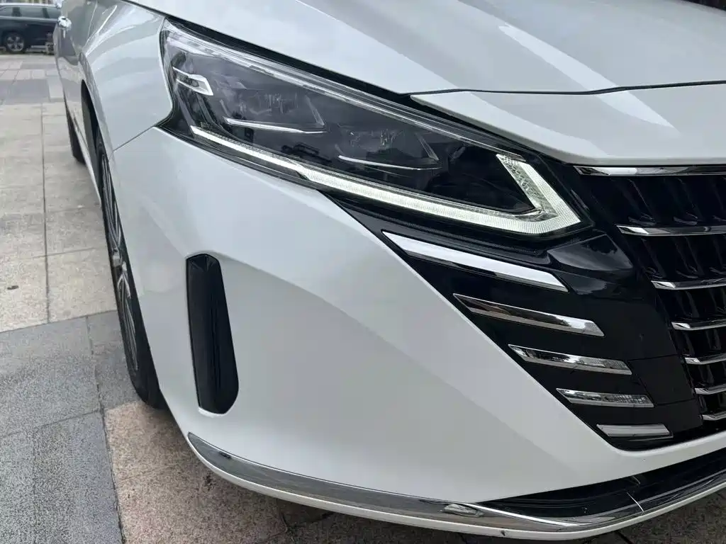Nissan Teana — миниатюра 25
