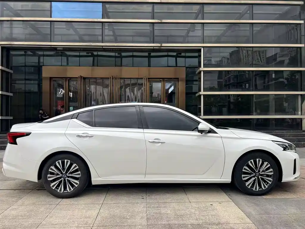 Nissan Teana — миниатюра 20