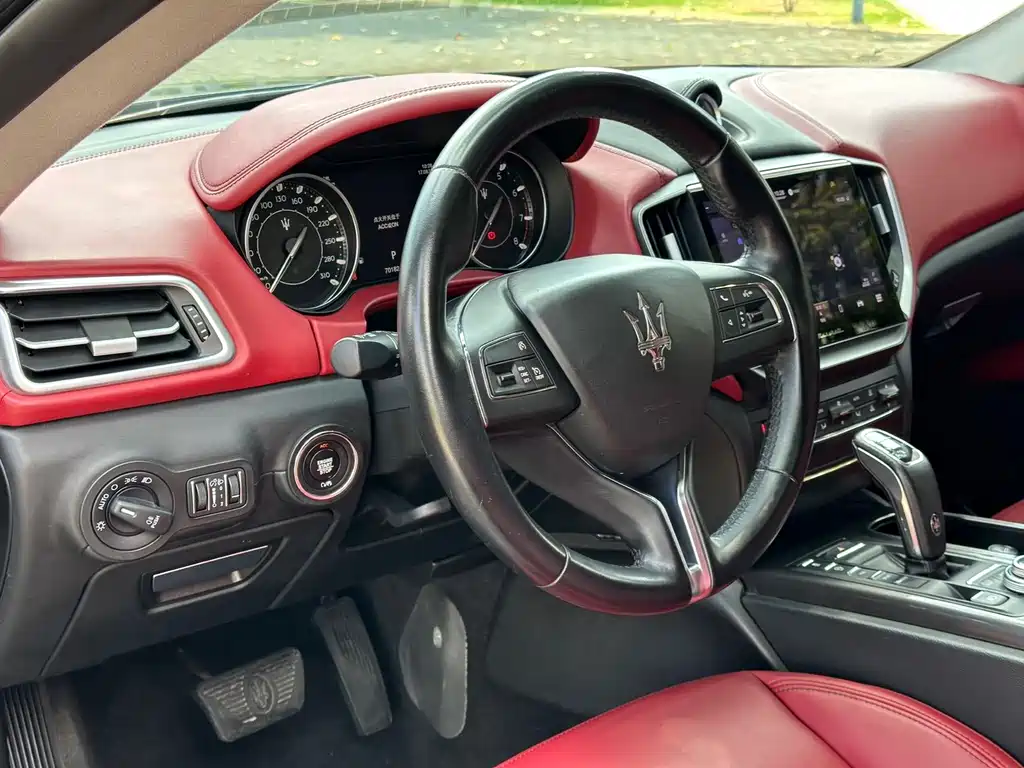 Maserati Ghibli — миниатюра 6