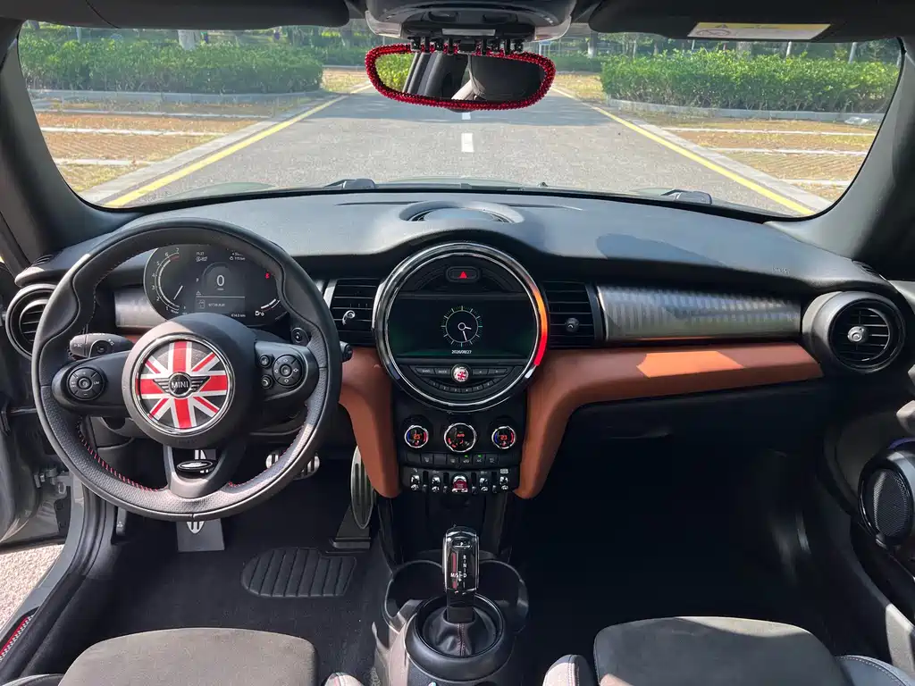 MINI Mini — миниатюра 12