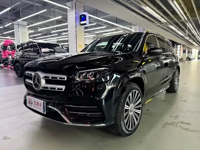 MERCEDES-BENZ GLS