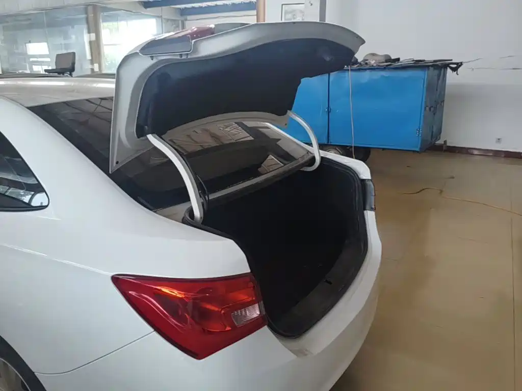 Buick Excelle — миниатюра 19