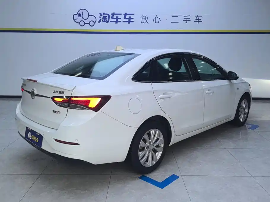 Buick Excelle — миниатюра 3