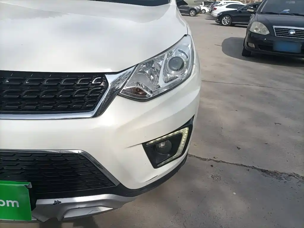 BAIC Senova X35 — миниатюра 24
