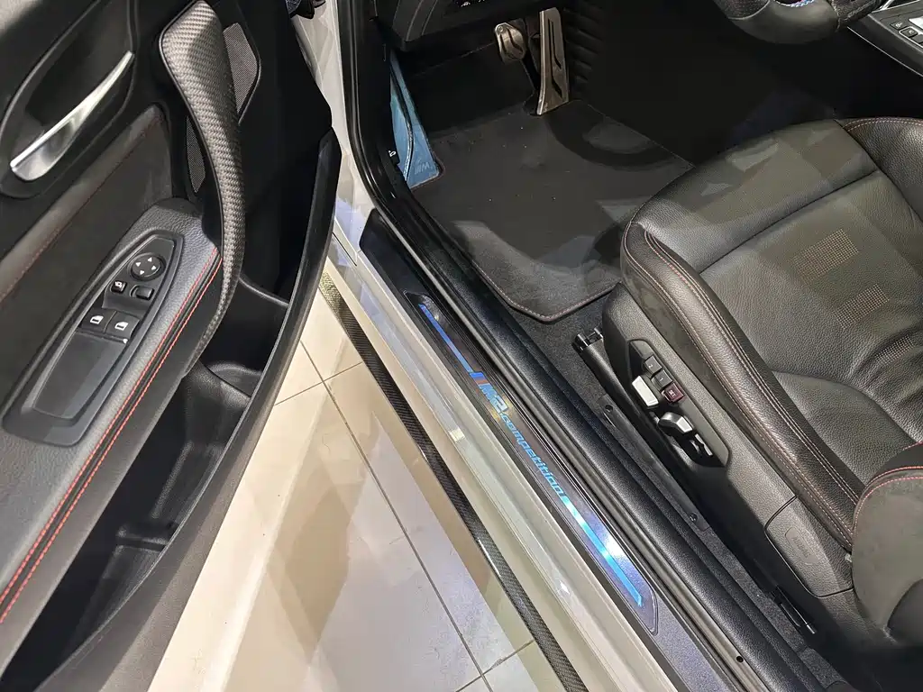 BMW M2 — миниатюра 14