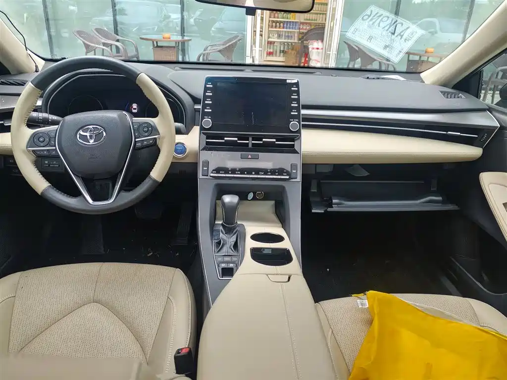 Toyota Avalon — миниатюра 4