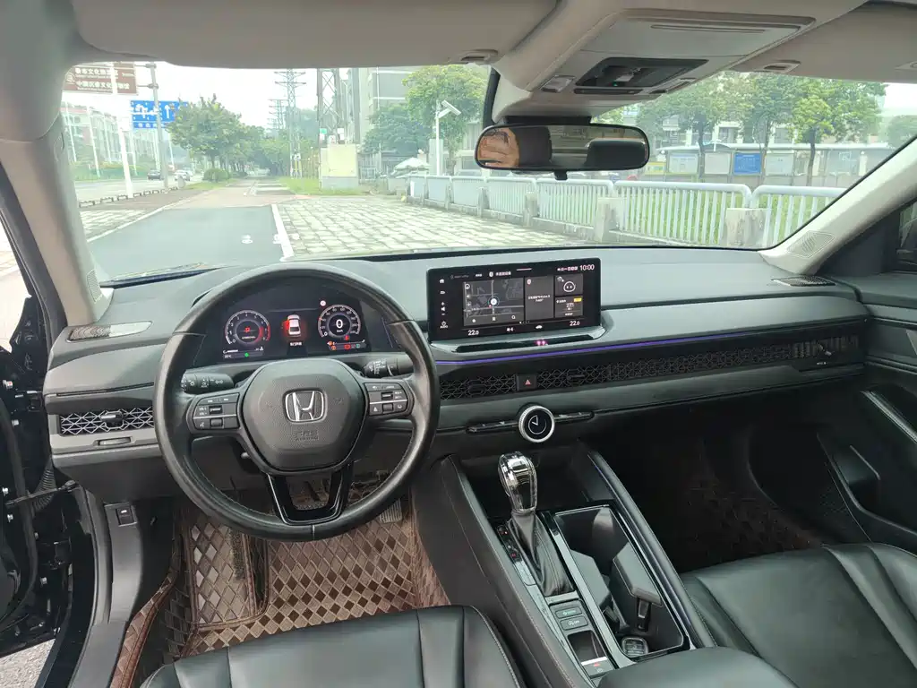 Honda Accord — миниатюра 10