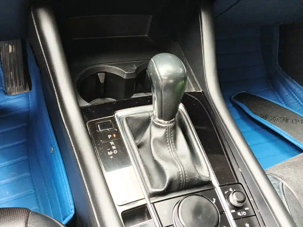 Mazda 3 Axela — миниатюра 14