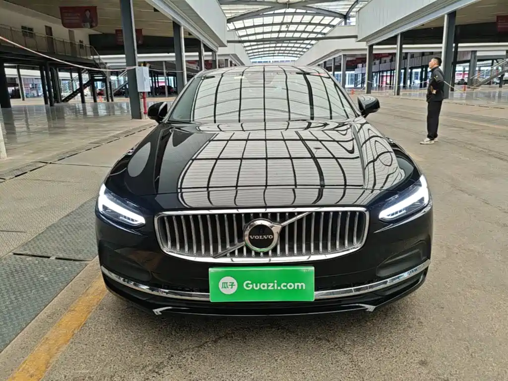 Volvo S90 — миниатюра 3