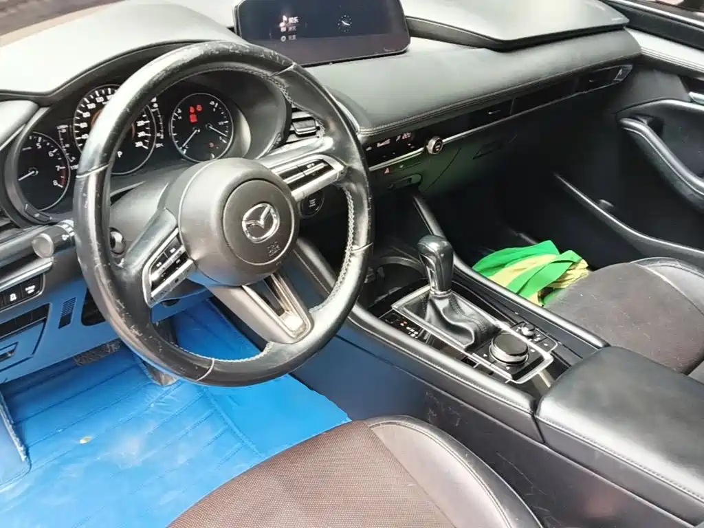 Mazda 3 Axela — миниатюра 10
