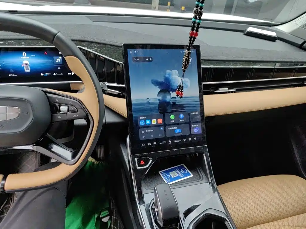 Geely Boyue L — миниатюра 9