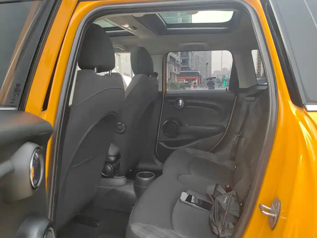 MINI Mini — миниатюра 6