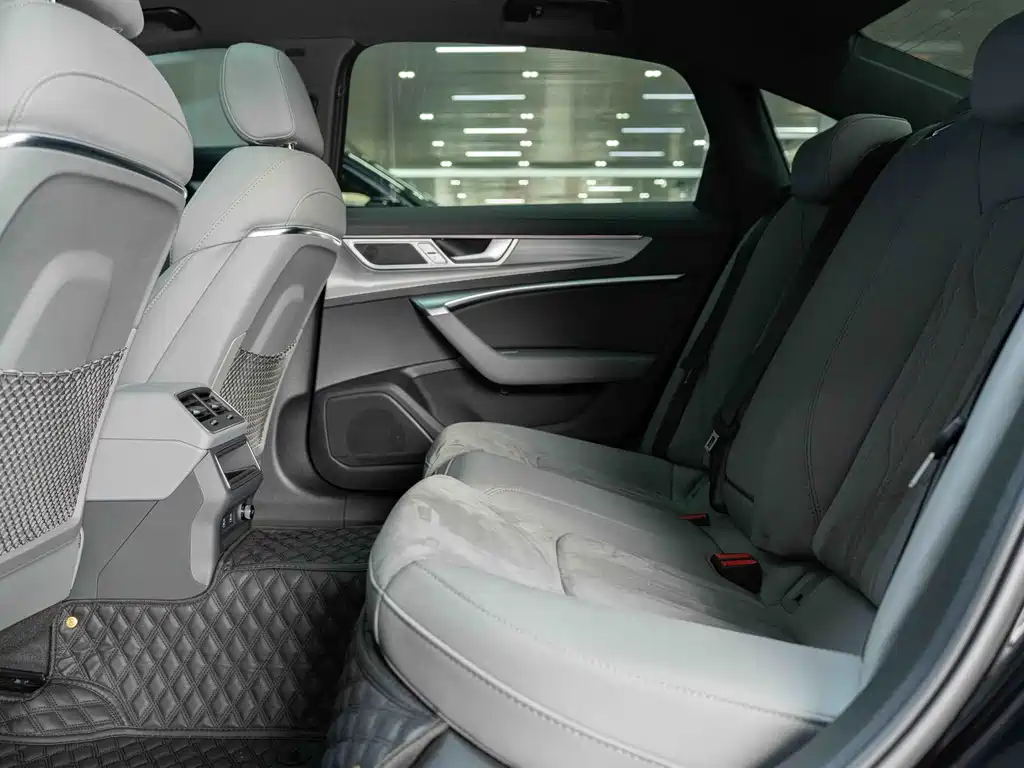 Audi A6L — миниатюра 16