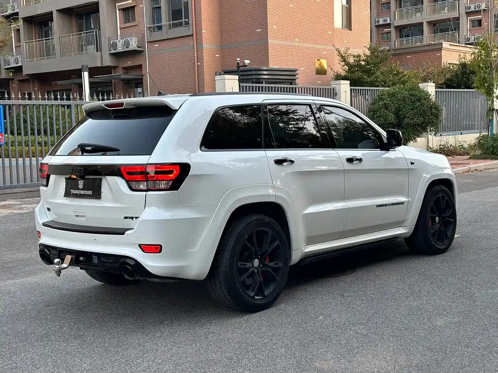 Jeep Grand Cherokee SRT 6.4L SRT8, фото 6