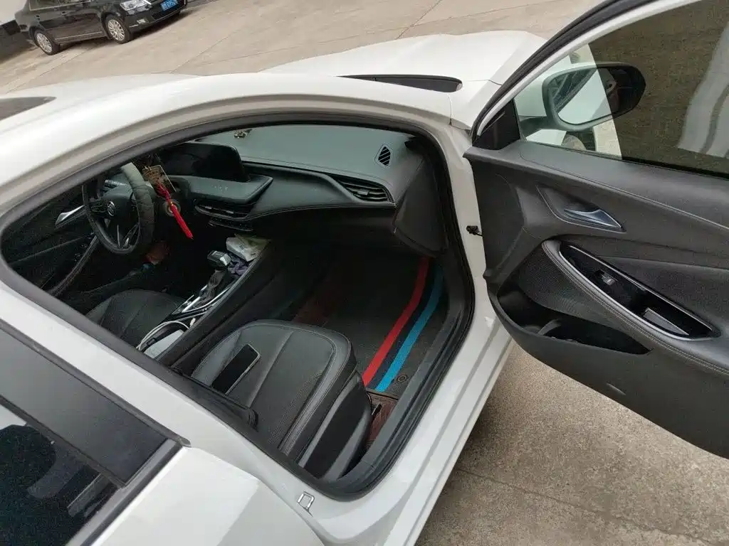 Buick Verano — миниатюра 19