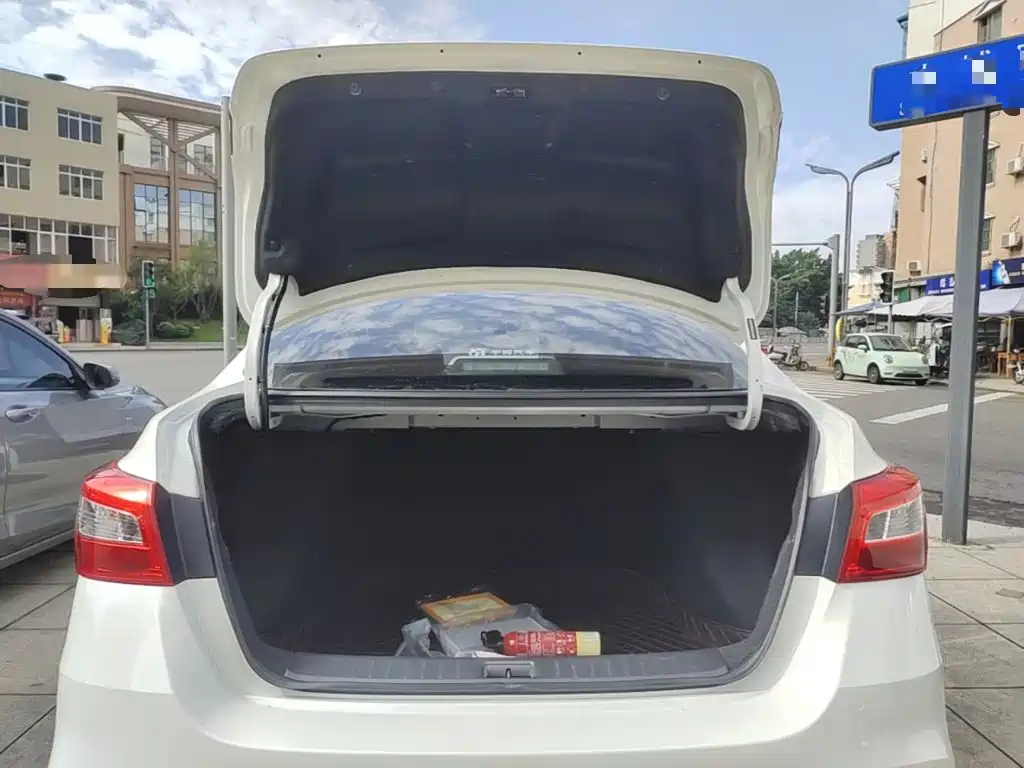Nissan Sylphy — миниатюра 19
