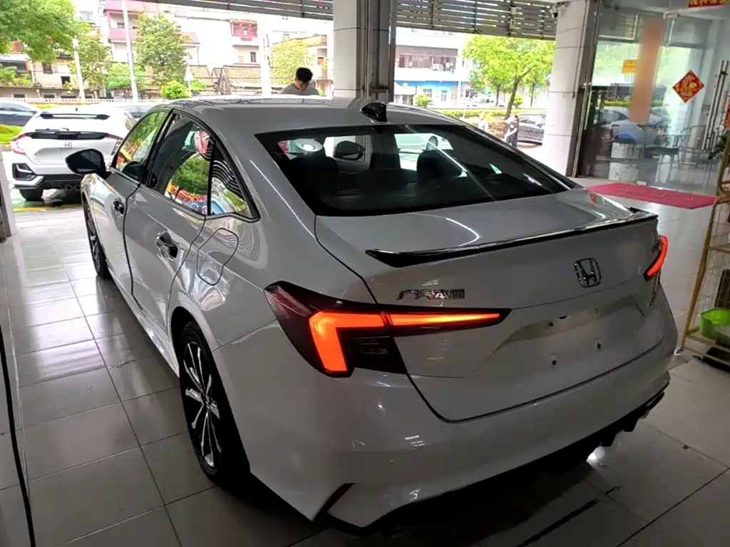 Honda Integra — миниатюра 5