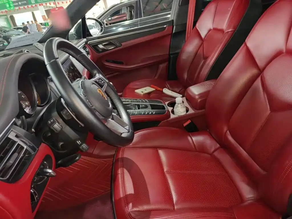 Porsche Macan — миниатюра 15