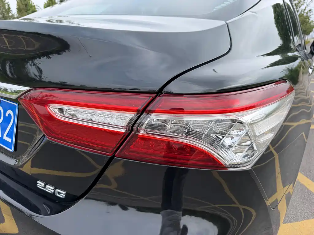 Toyota Camry — миниатюра 24