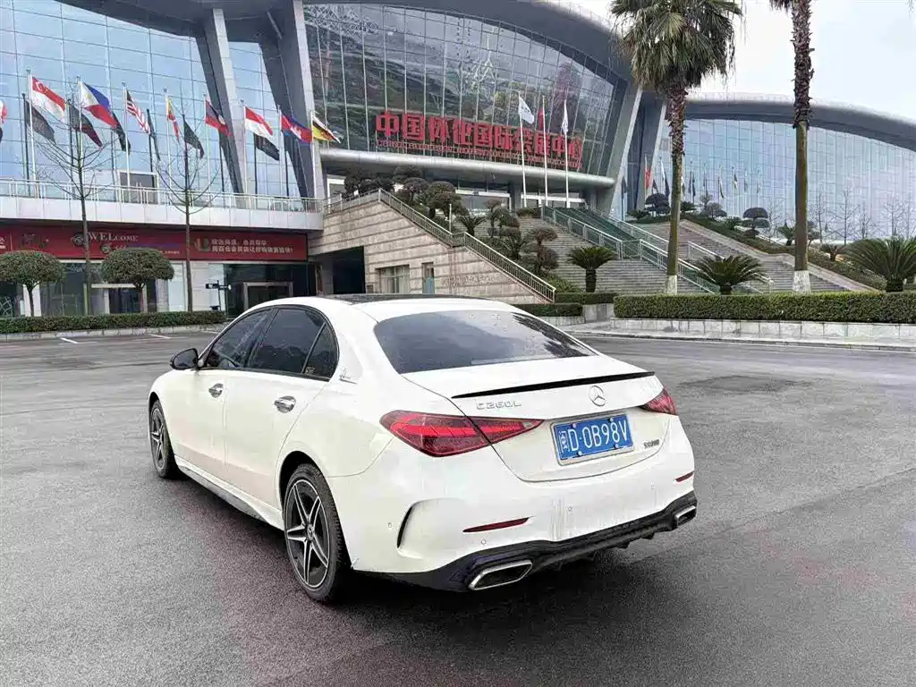 MERCEDES-BENZ C CLASS