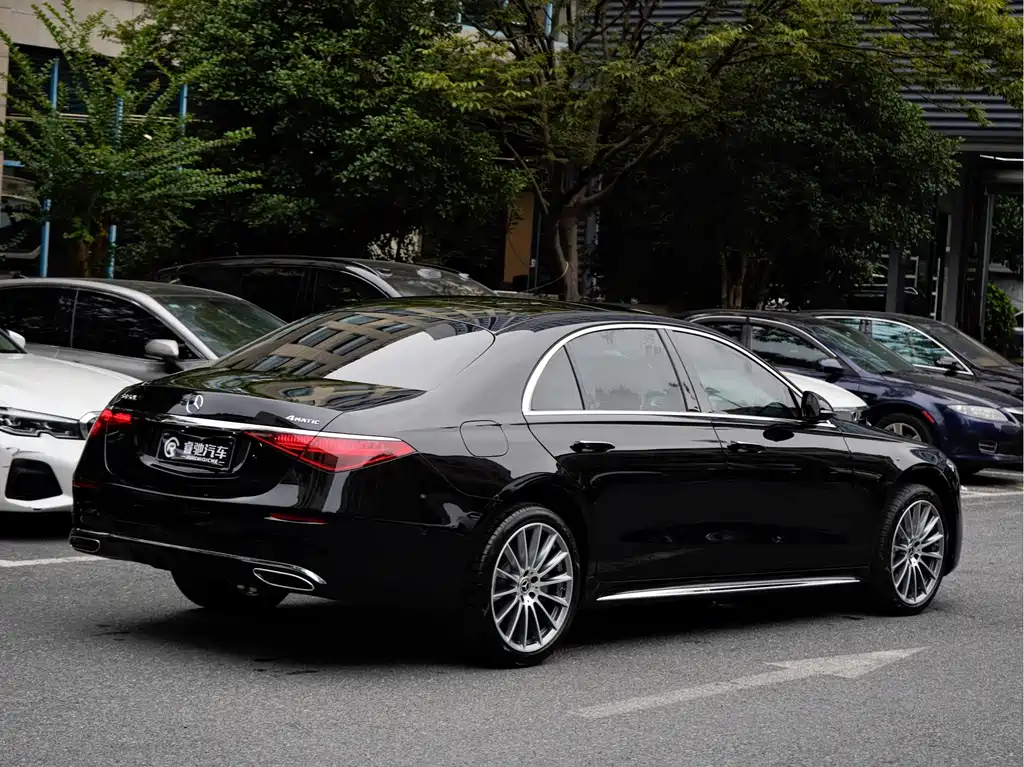 Mercedes-Benz S-Class — миниатюра 5