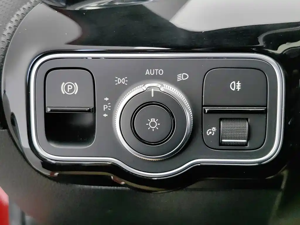Mercedes-Benz A-Class — миниатюра 21