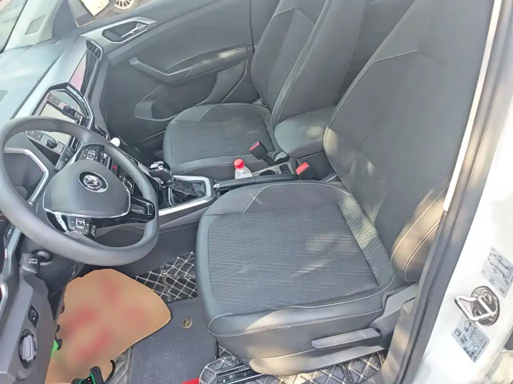 Volkswagen T-Cross — миниатюра 15