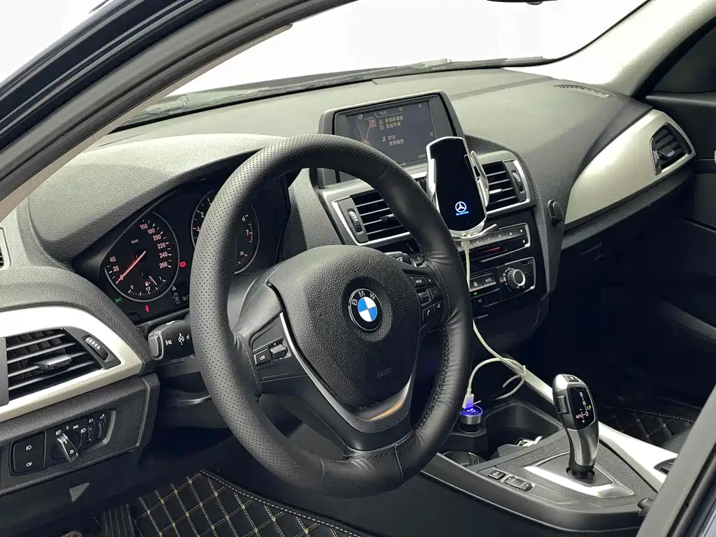 BMW 1 Series (Import) — миниатюра 4