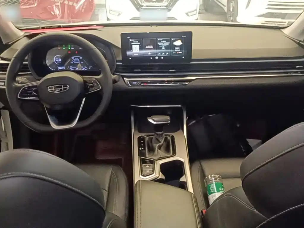 Geely Emgrand — миниатюра 10