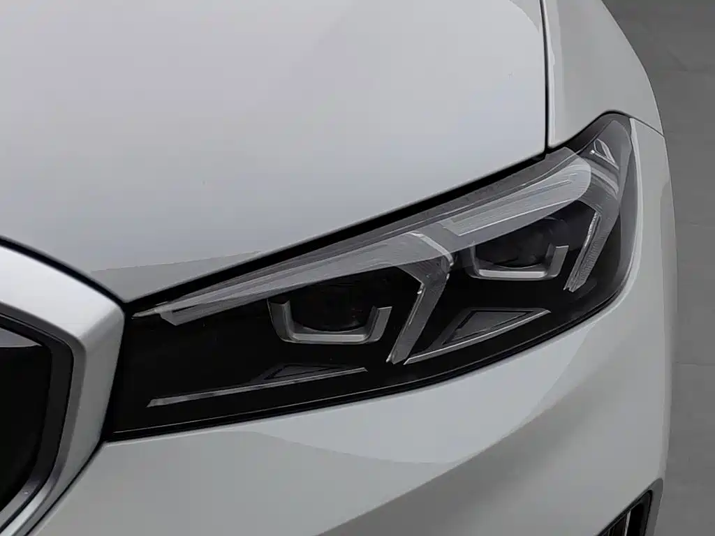 BMW i3 — миниатюра 7